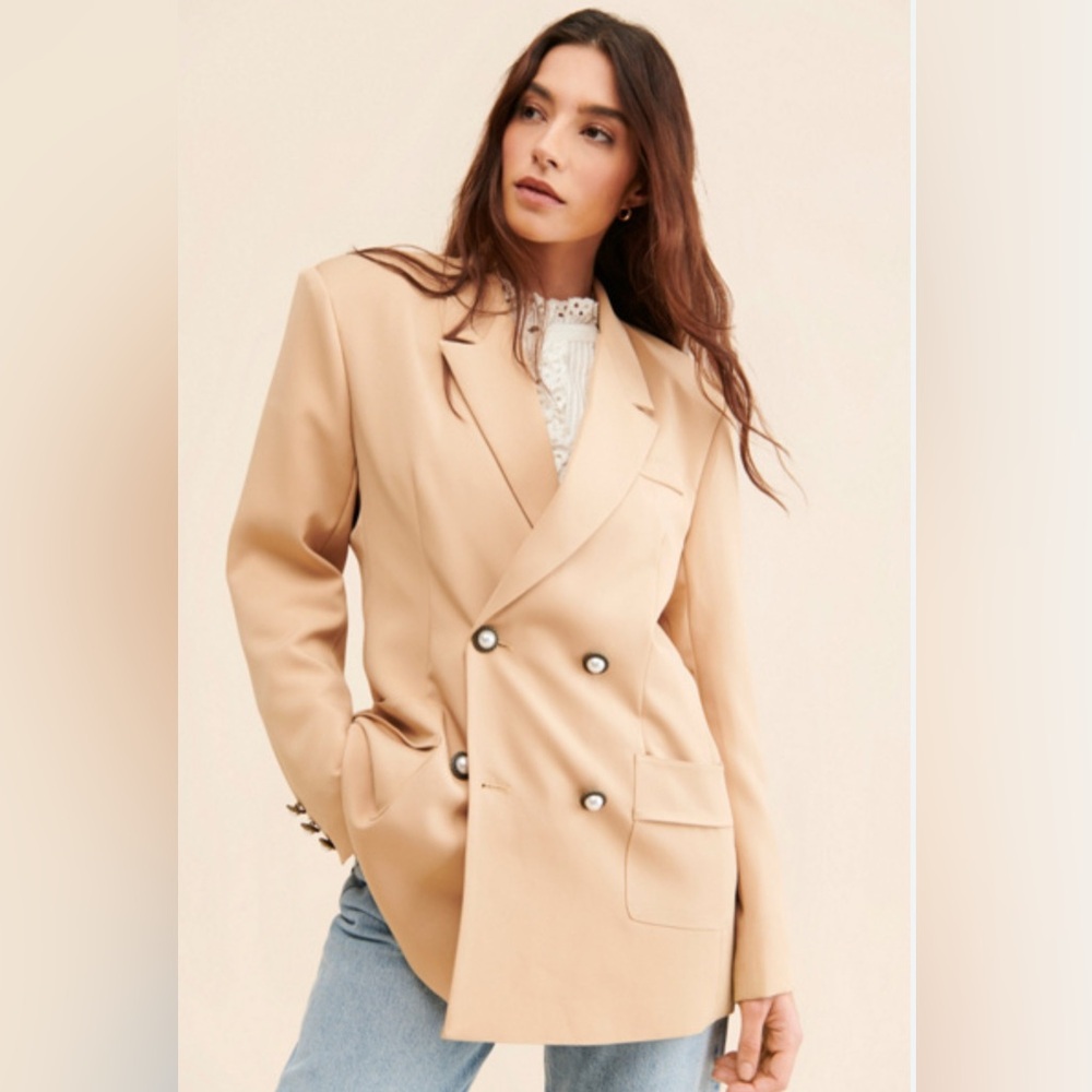 NWT Sister Jane Harlow Double-Breasted Oversized Blazer in Beige Size Small